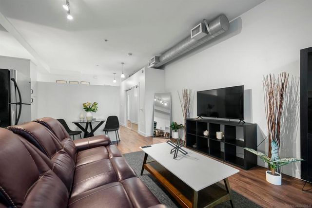 889 Date St. 116, San Diego, CA 92101