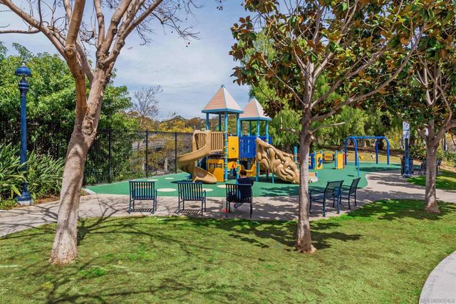 889 Date St. 116, San Diego, CA 92101