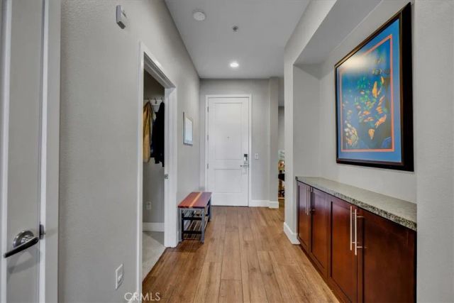 300 E 4th Street 214, Long Beach, CA 90802