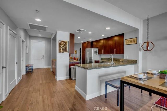 300 E 4th Street 214, Long Beach, CA 90802