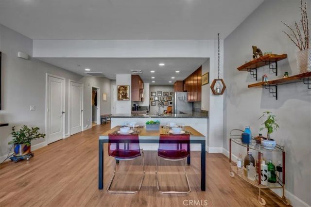 300 E 4th Street 214, Long Beach, CA 90802