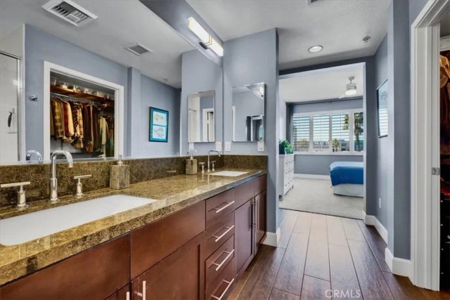 300 E 4th Street 214, Long Beach, CA 90802