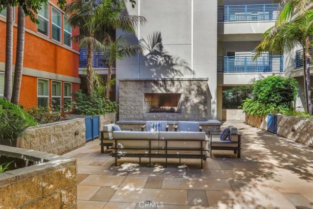 300 E 4th Street 214, Long Beach, CA 90802