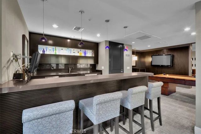 300 E 4th Street 214, Long Beach, CA 90802