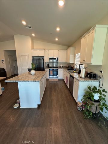 13110 Sierra Blanca Way, Victorville, CA 92394