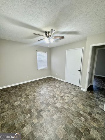 4 Highland Park Court, Newnan, GA 30263