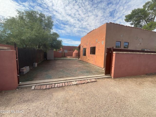 1311 E Spring Street, Tucson, AZ 85719
