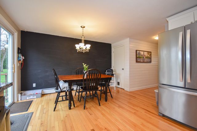 135 Forrest St Apt 4, Plaistow, NH 03865