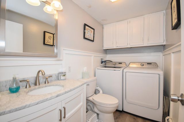 135 Forrest St Apt 4, Plaistow, NH 03865