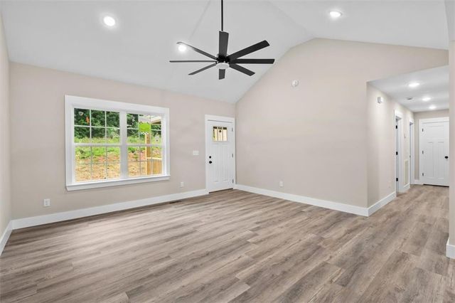 123 Azalea Street SW, Calhoun, GA 30701