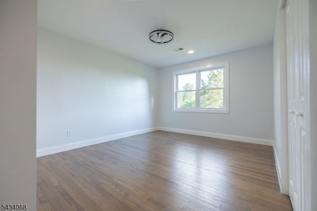 121 Fairview Dr, Branchburg Twp., NJ 08853