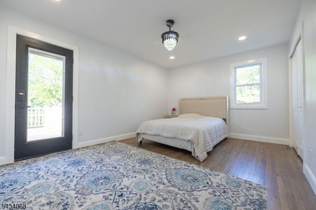 121 Fairview Dr, Branchburg Twp., NJ 08853