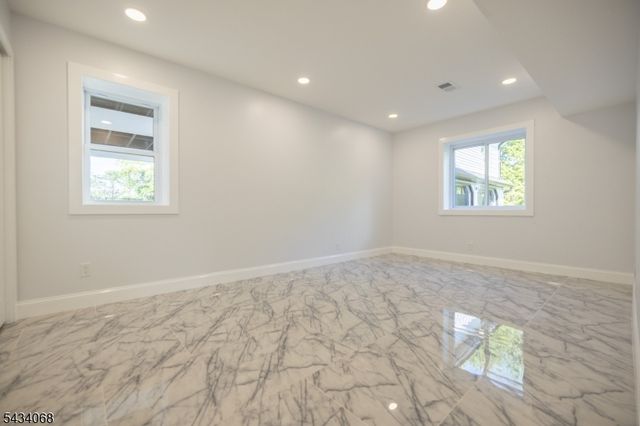 121 Fairview Dr, Branchburg Twp., NJ 08853