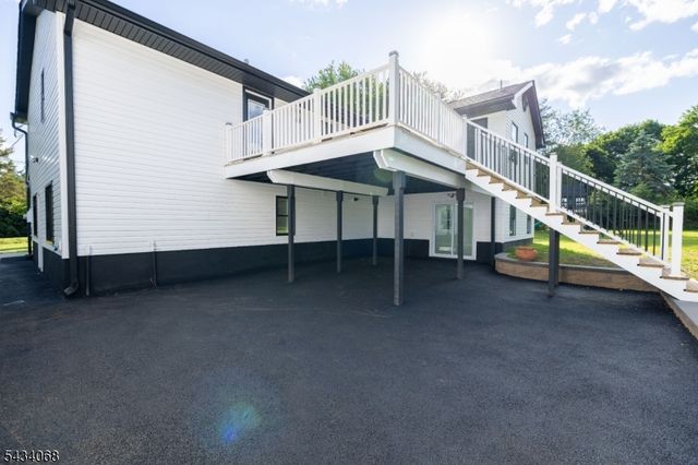 121 Fairview Dr, Branchburg Twp., NJ 08853