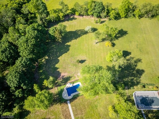 121 Fairview Dr, Branchburg Twp., NJ 08853