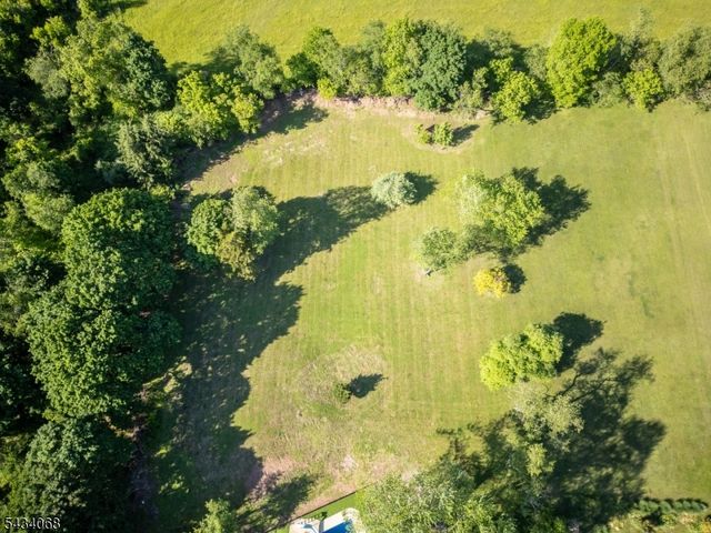 121 Fairview Dr, Branchburg Twp., NJ 08853