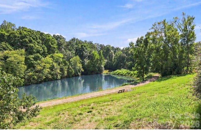605 Gardenbrook Trail, Belmont, NC 28012