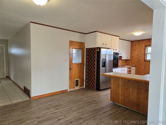 332 NE Meadowlark Avenue, Bartlesville, OK 74006