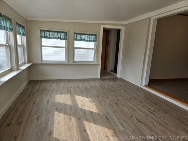 332 NE Meadowlark Avenue, Bartlesville, OK 74006