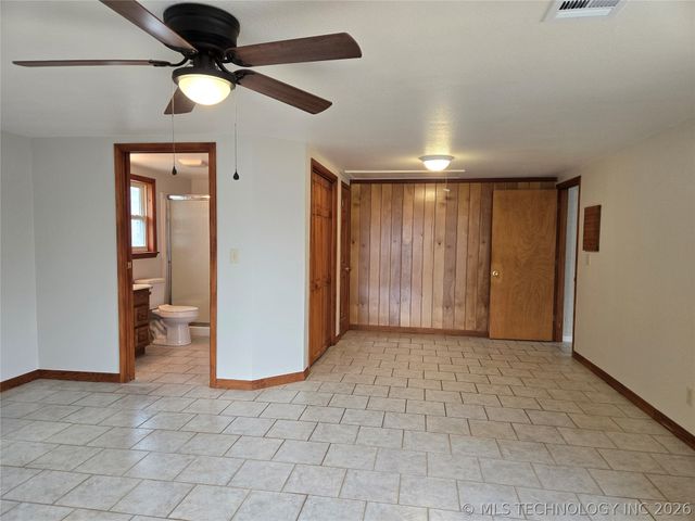 332 NE Meadowlark Avenue, Bartlesville, OK 74006