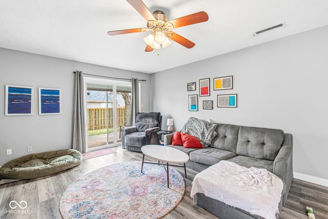 5853 Gadsen Drive, Plainfield, IN 46168