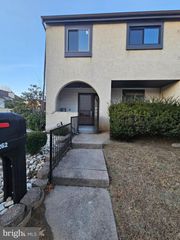 262 CLINTON CT, Holland, PA 18966