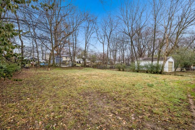 236 Tobacco Rd, Clarksville, TN 37042