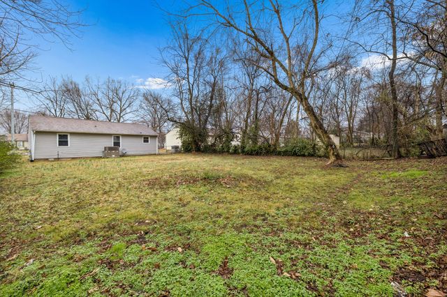 236 Tobacco Rd, Clarksville, TN 37042
