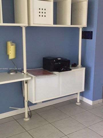 1770 NE 191st Street 2061, Miami, FL 33179