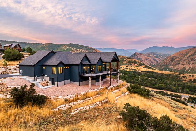 1511 S VALLEY VIEW CIR, Springville, UT 84663