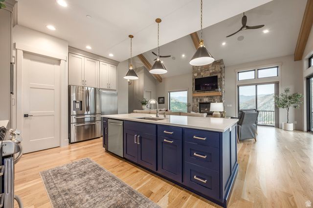 1511 S VALLEY VIEW CIR, Springville, UT 84663