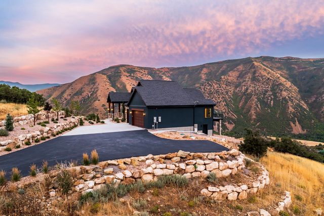 1511 S VALLEY VIEW CIR, Springville, UT 84663