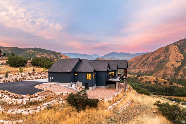 1511 S VALLEY VIEW CIR, Springville, UT 84663