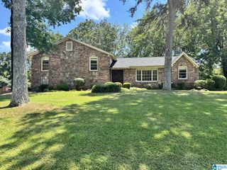 113 FOX HILL DRIVE, Center Point, AL 35215