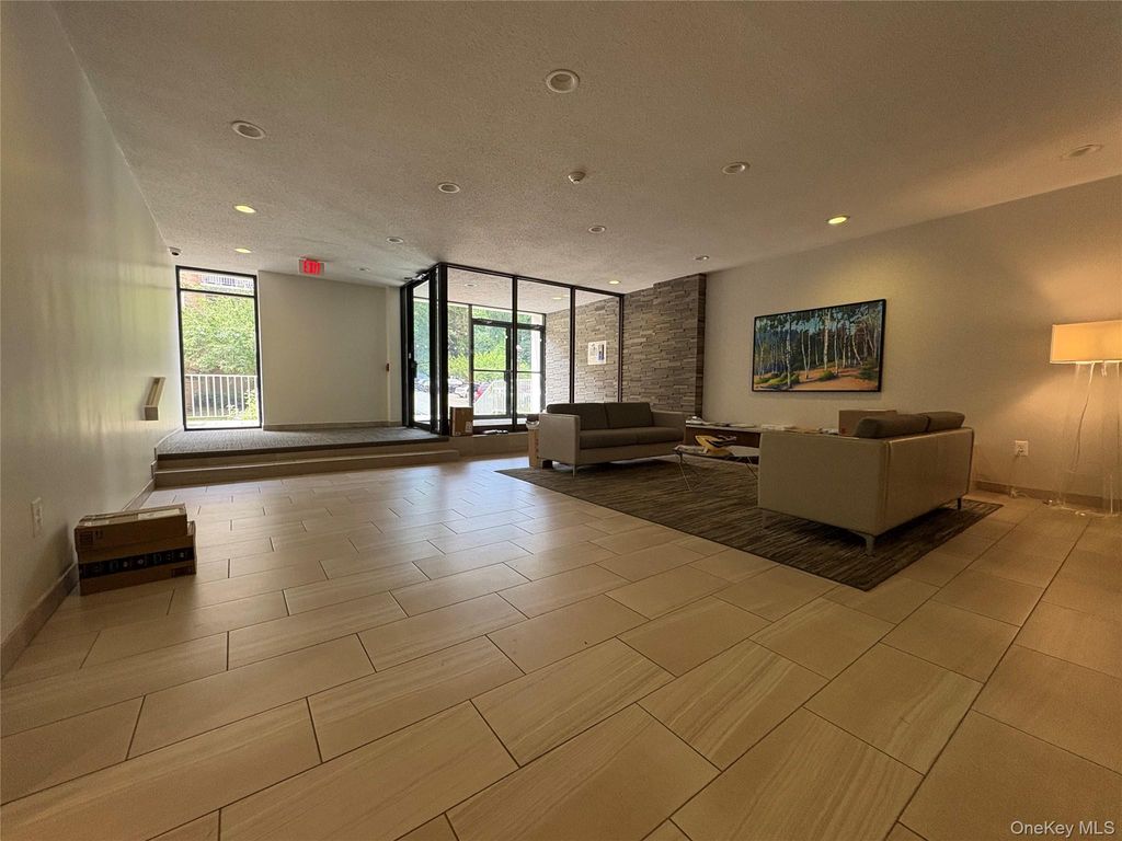 412 Benedict Avenue 2A, Tarrytown, NY 10591 — photo 4