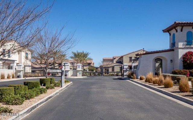 3855 S MCQUEEN Road 21, Chandler, AZ 85286