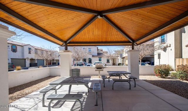 3855 S MCQUEEN Road 21, Chandler, AZ 85286