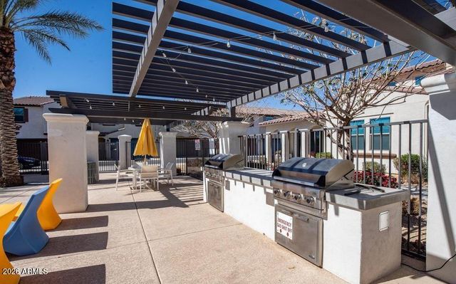 3855 S MCQUEEN Road 21, Chandler, AZ 85286