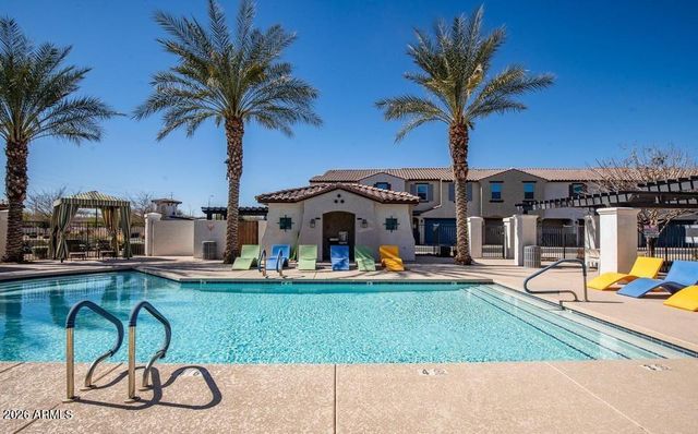 3855 S MCQUEEN Road 21, Chandler, AZ 85286