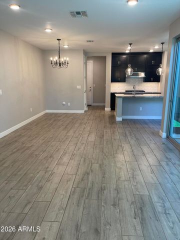 3855 S MCQUEEN Road 21, Chandler, AZ 85286