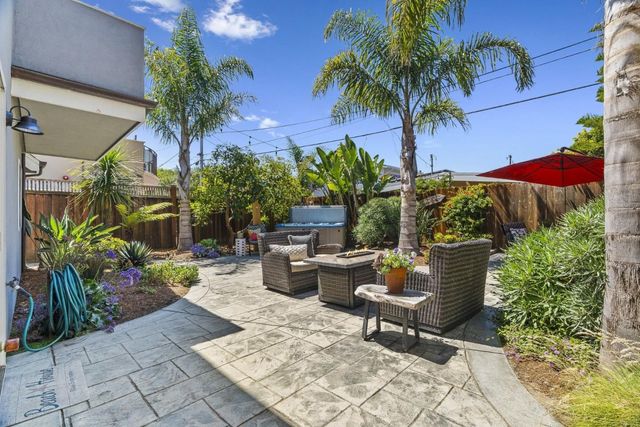 175 25th Avenue, Santa Cruz, CA 95062