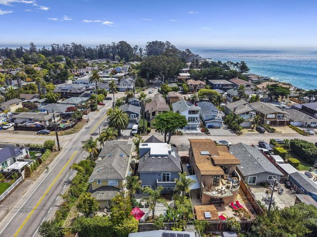 175 25th Avenue, Santa Cruz, CA 95062