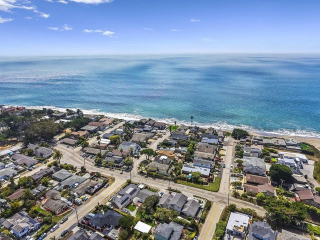 175 25th Avenue, Santa Cruz, CA 95062