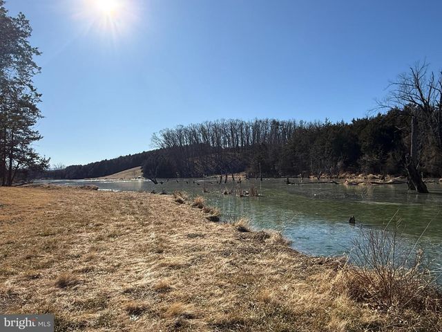 690 COMFORTER LN, Middletown, VA 22645