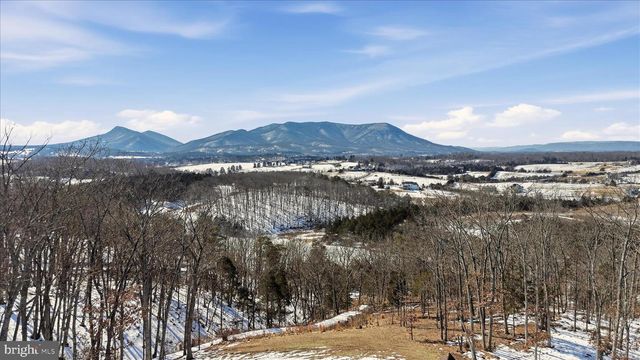 690 COMFORTER LN, Middletown, VA 22645