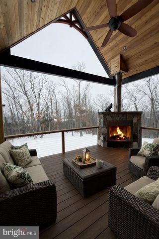 690 COMFORTER LN, Middletown, VA 22645