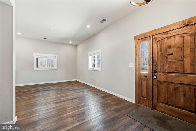 690 COMFORTER LN, Middletown, VA 22645