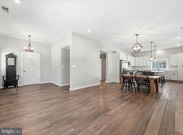 690 COMFORTER LN, Middletown, VA 22645