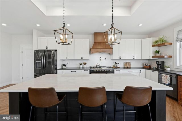 690 COMFORTER LN, Middletown, VA 22645