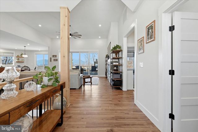 690 COMFORTER LN, Middletown, VA 22645